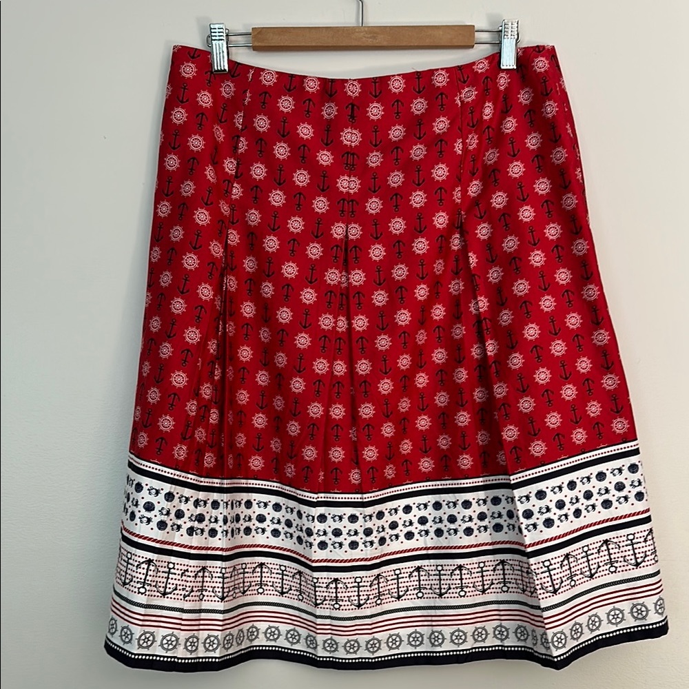 Red Patterned A-Line Skirt - Picture 4 of 10